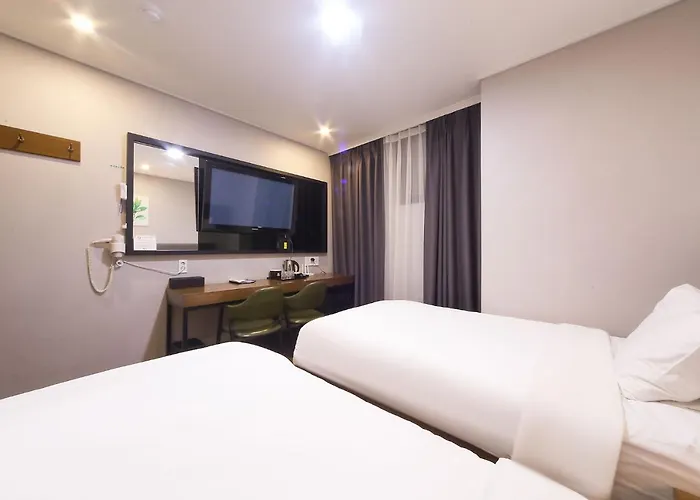 Hotel The Bs Station Busan