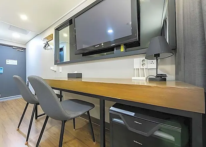 The Bs Station Hotel Busan